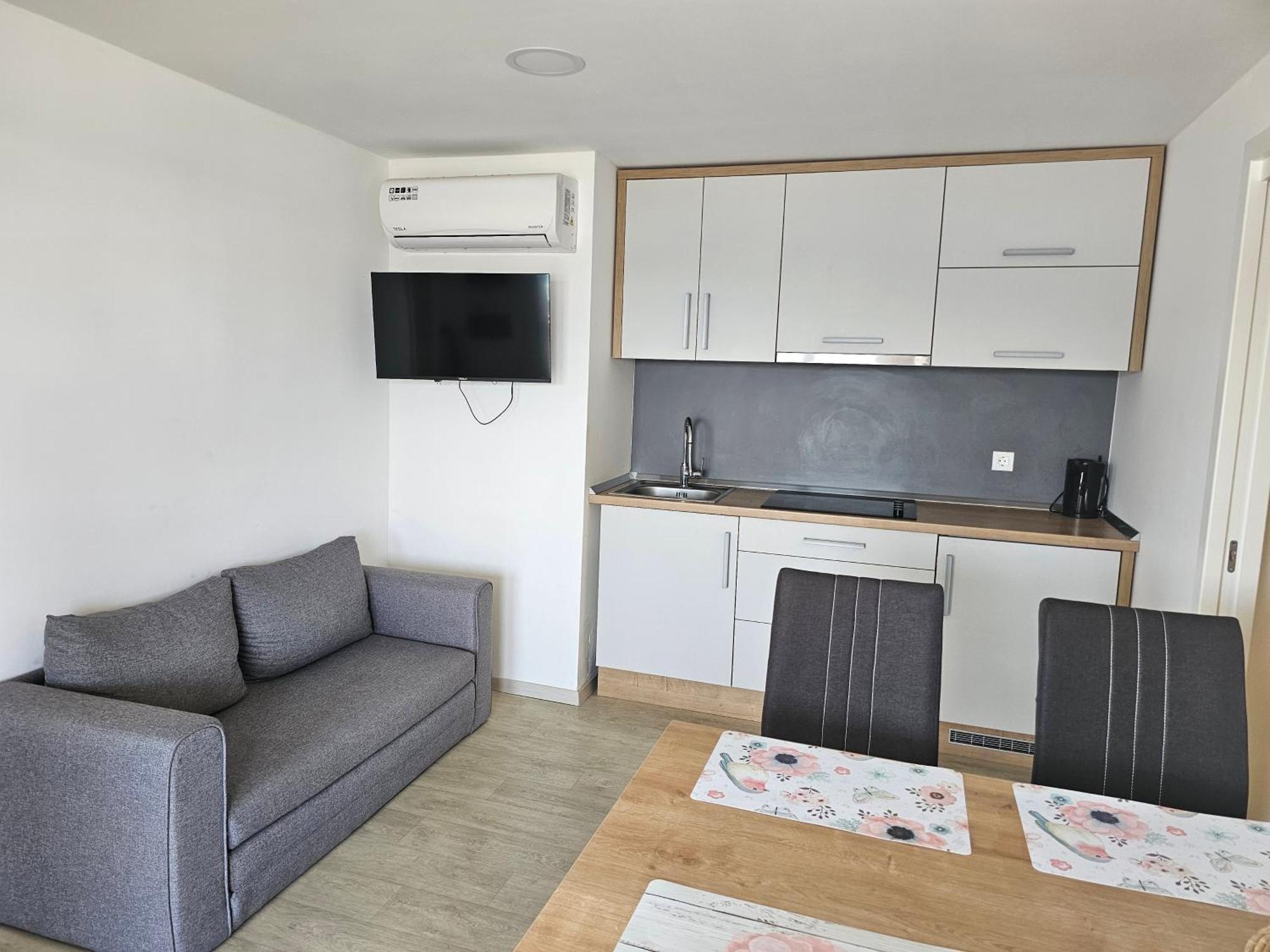Mobile Home Tina Tisno Exterior foto